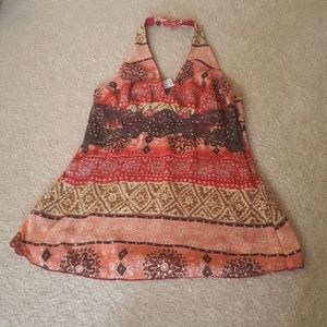 NWT Bisou Bisou Halter top